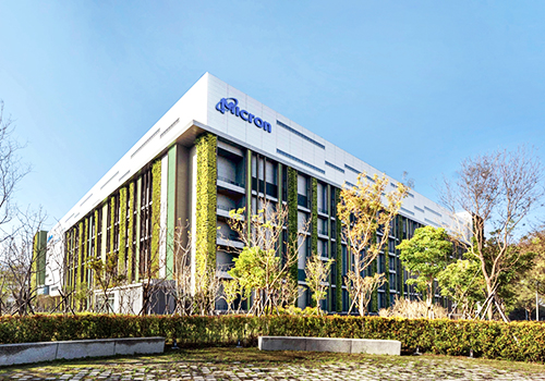 London Design Winner - ELEGANT GARDEN LANDSCAPE DESIGN & BUILD GROUP - Greenness in the Silicon Valley