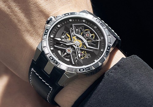 London Design Awards - The Wandering Earth Watch Series 