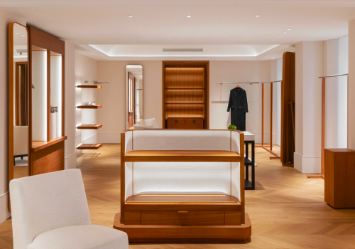 London Design Awards - RENATHING Clothing Store