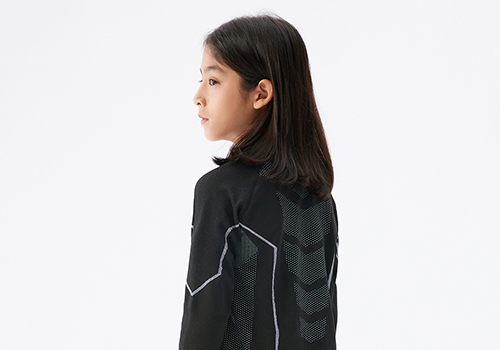 London Design Winner - ZHE JIANG SEMIR GARMENT CO.,LTD. - Seamless-Woven Quick-Dry Sportswear Series