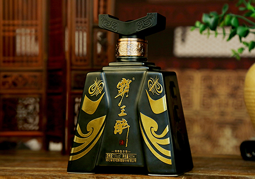 London Design Winner - HUBEI SHIHUA LIQUOR CO.,LTD - Xiangyu the Conqueror Vintage-plus Liquor