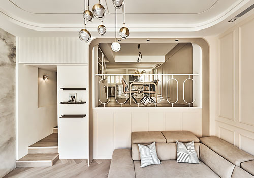 London Design Winner - Unique Design - Graceful Curves in Harmony