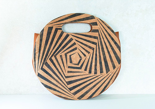 London Design Awards - A Fluid Vision of Tradition: Persimmon Dyeing Bag Project