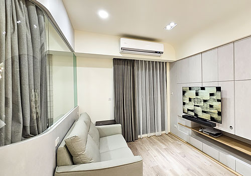 London Design Awards - Radiant Arc Embrace