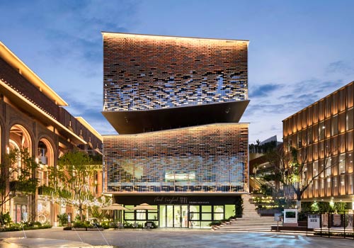 London Design Winner -  CPG Consultants (Shanghai) Co., Ltd - Chongqing Hill Commercial District