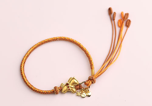 London Design Awards - Good Fortune Golden Pony