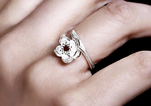London Design Winner - Shiyan Zhang - Blooming