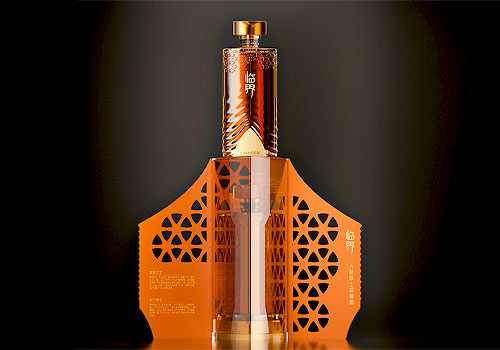 London Design Winner - Limnage -  Limnage Ginseng Whisky Plum Wine