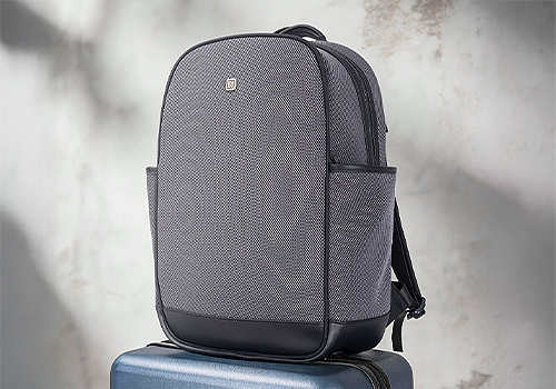 London Design Winner - ZHEJIANG TOPSUN HOLDING GROUP - Ever Advanced Knit Zipper Backpack
