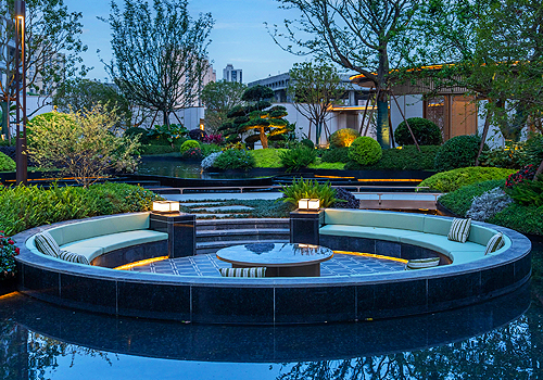 London Design Winner - EDLA/ Xinyu Iron and Steel Group Nanchang Real Estate Co., Ltd./ Robin Chow/ Shaohua Wang, Chi Zhou - Landscape Design of Nanchang Chaoyang Yunqi Project