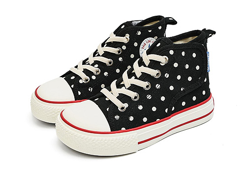 London Design Awards - 5-Dimensional Professional Kids Skate Shoes
