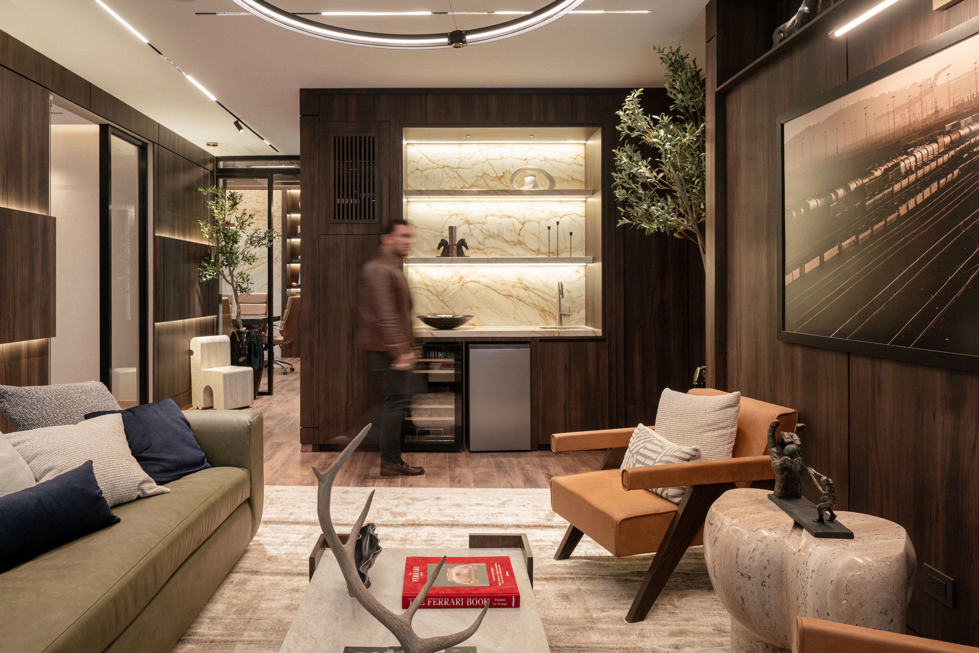 London Design Winner - CESAR CARDENAS ARQUITECTOS - P9 CORPORATE OFFICE 