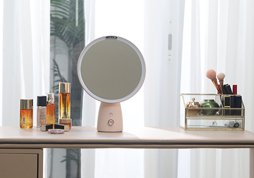 London Design Awards - Smart Beauty Mirror S1
