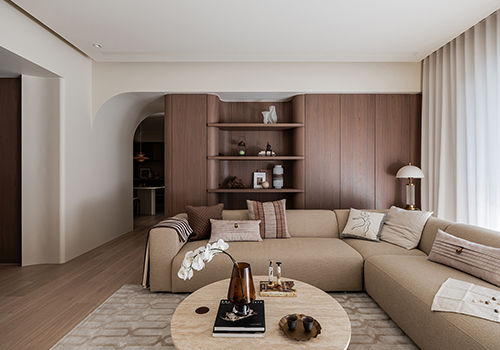 London Design Winner - Tsai's Design - First Bloom